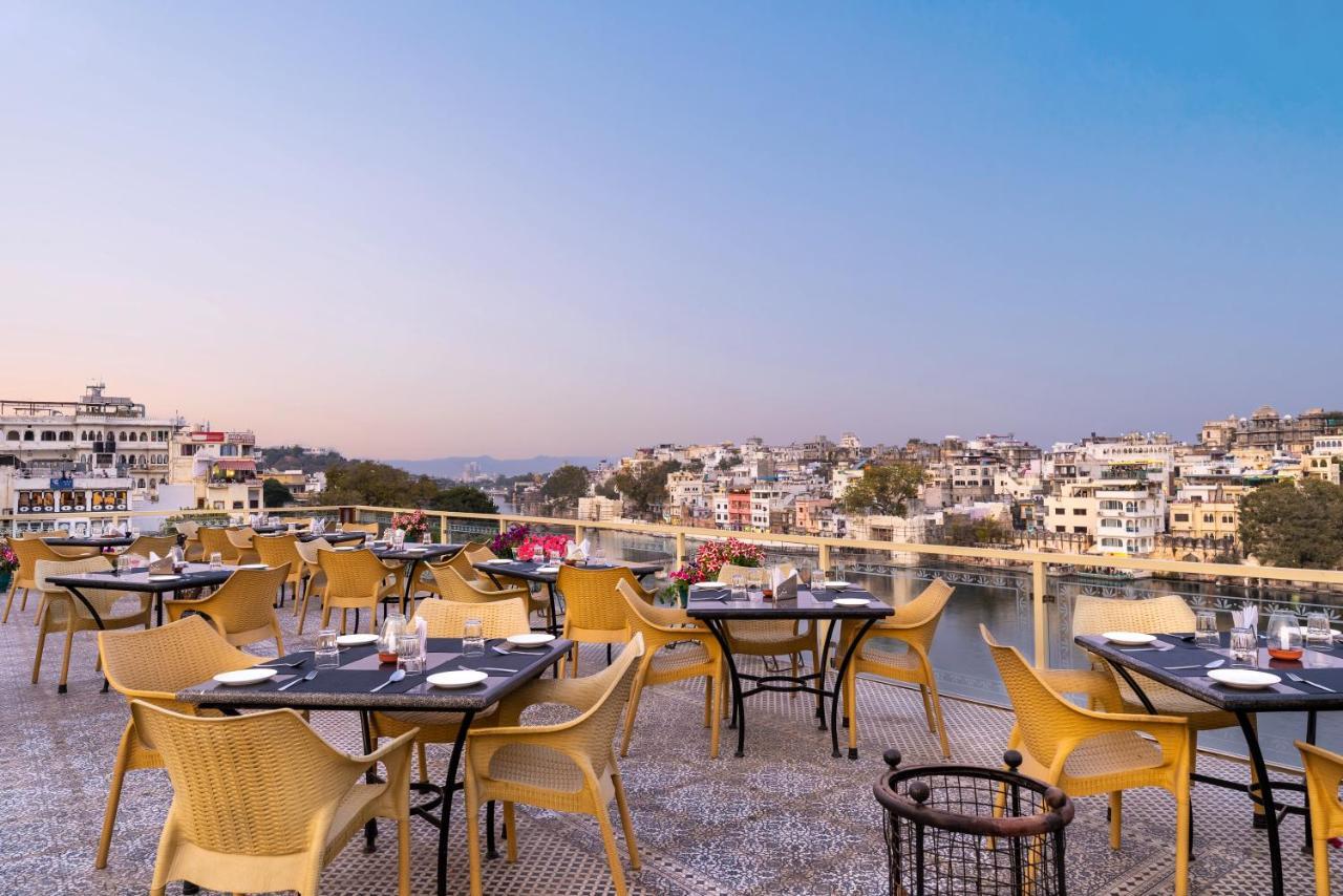 Sarovar - Lake Facing Boutique Hotel On Lake Pichola Udaipur Luaran gambar