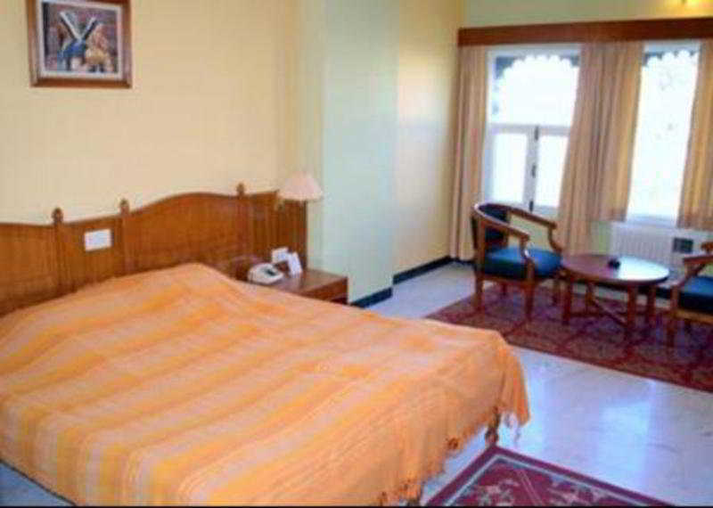 Sarovar - Lake Facing Boutique Hotel On Lake Pichola Udaipur Luaran gambar
