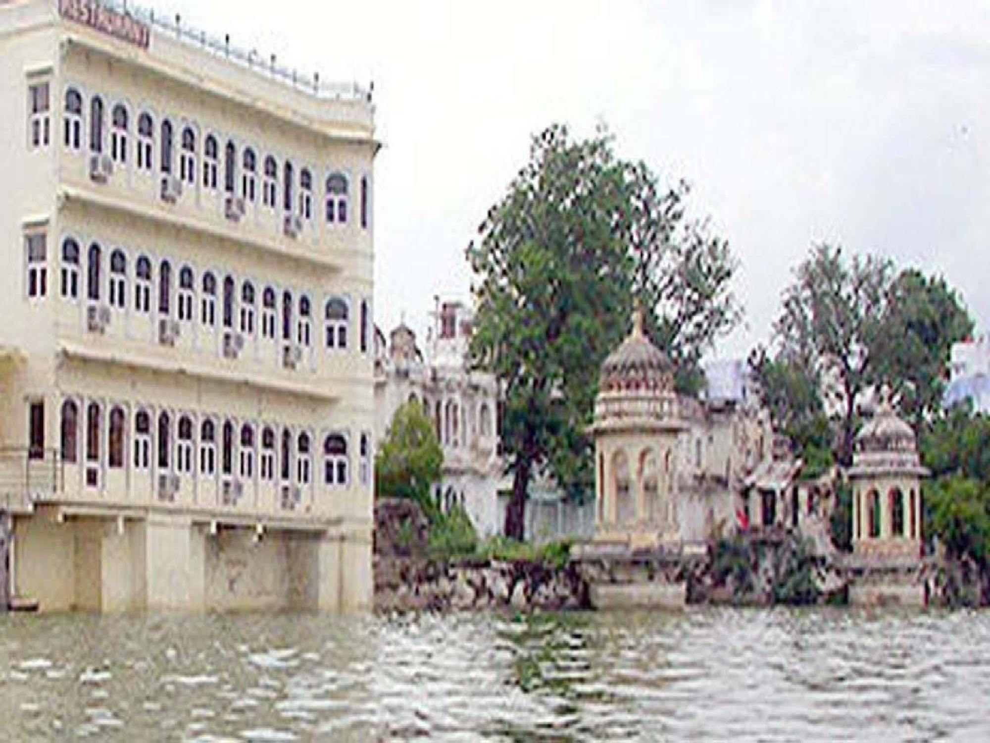 Sarovar - Lake Facing Boutique Hotel On Lake Pichola Udaipur Luaran gambar
