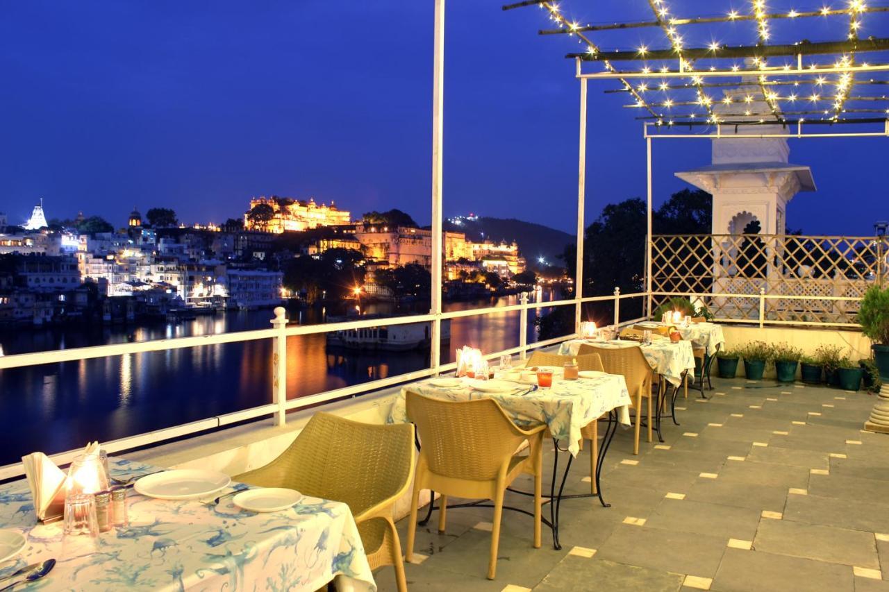 Sarovar - Lake Facing Boutique Hotel On Lake Pichola Udaipur Luaran gambar