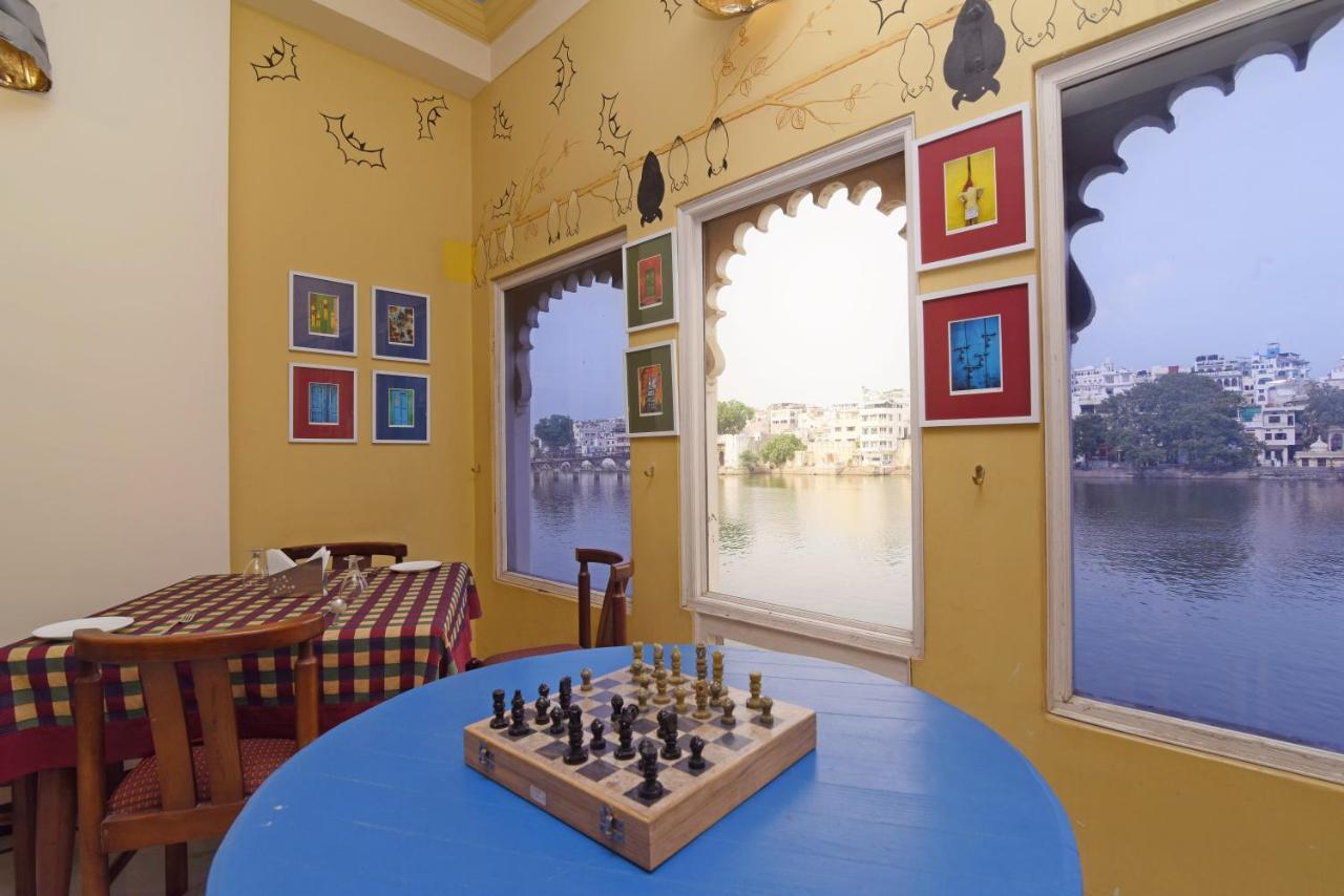 Sarovar - Lake Facing Boutique Hotel On Lake Pichola Udaipur Luaran gambar