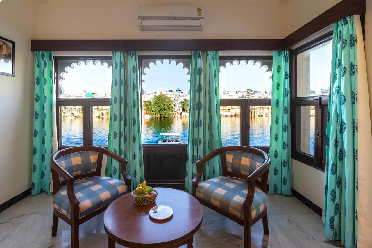 Sarovar - Lake Facing Boutique Hotel On Lake Pichola Udaipur Luaran gambar