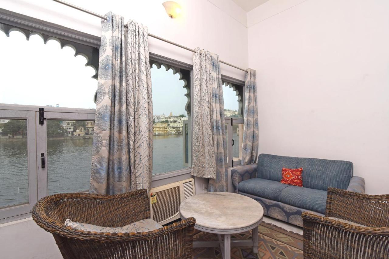 Sarovar - Lake Facing Boutique Hotel On Lake Pichola Udaipur Luaran gambar
